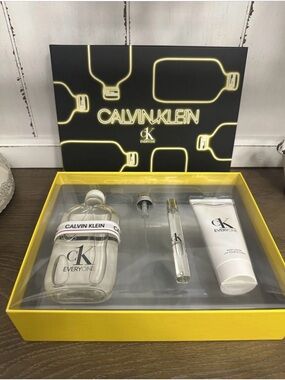 Calvin Klein CK Everyone 3pc Gift Set EDT 6.7oz + 10ml + Body Lotion New